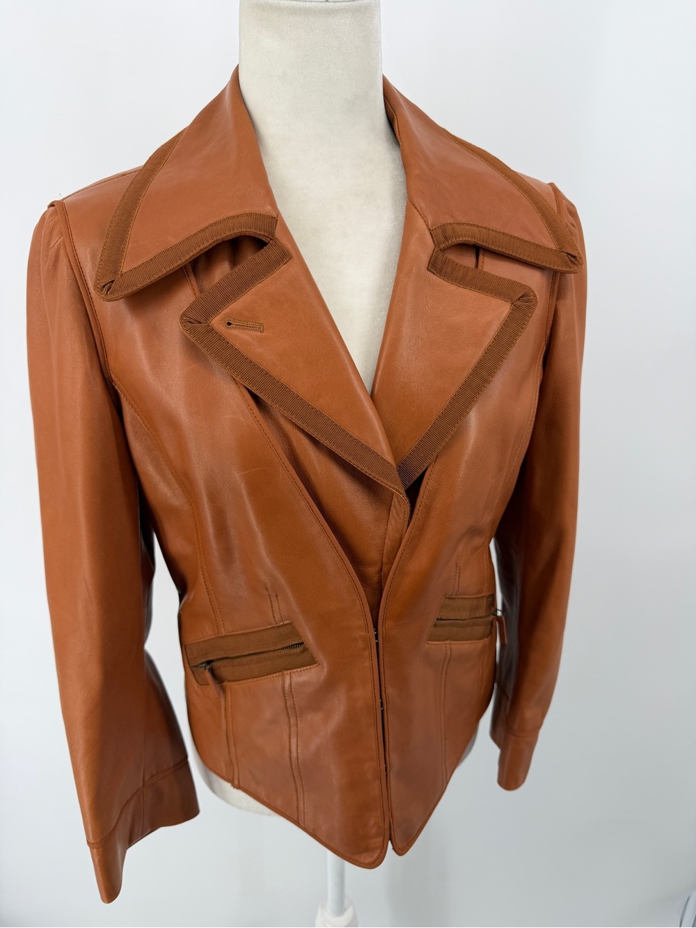 Zenobia Lapel Collar Italian Leather Jacket Women’s Size 12